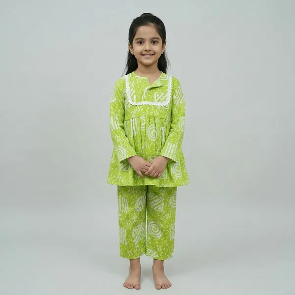 Pink_And_White_Paisley_Print_Ruffle_Sleeves_Co-Ord_Set_And_Green_Printed_Ethnic_Kurta_Pajama_Set_For_Girls_Pack_Of_4