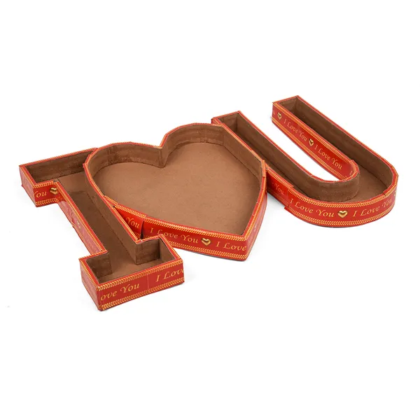 Gold_Mdf_Wood_Heart-Shaped_Gifting_Tray