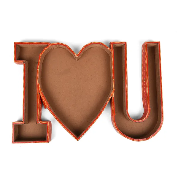 Gold_Mdf_Wood_Heart-Shaped_Gifting_Tray