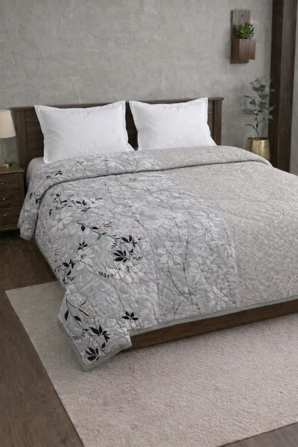 Grey_Cotton_Ac_Quilt_Ac_Quilt/Comforter_With_210_Thread_Count