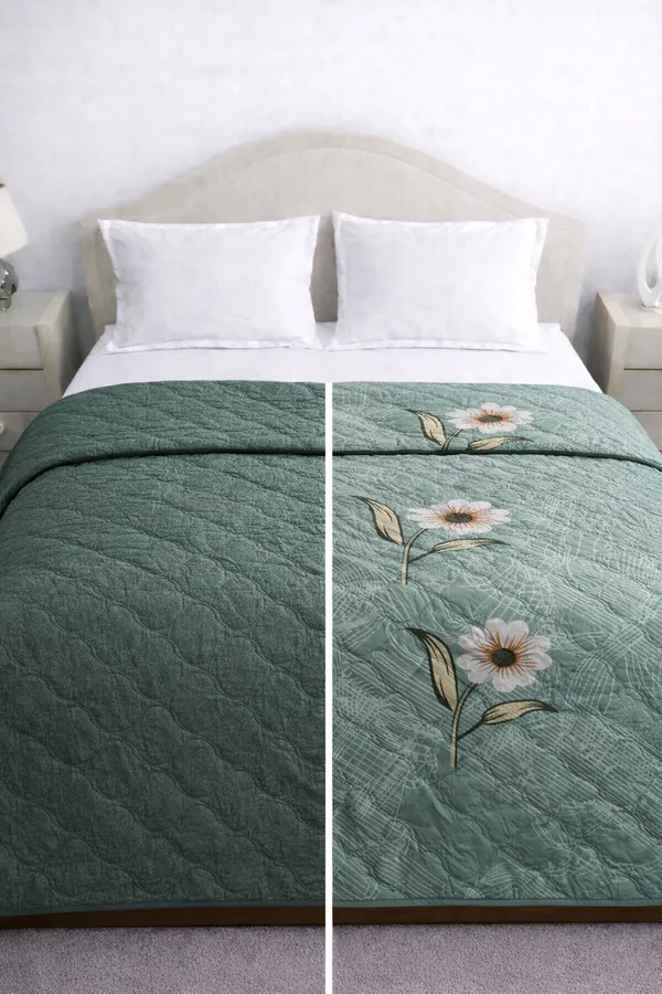 Green_Cotton_Ac_Quilt_Ac_Quilt/Comforter_With_210_Thread_Count