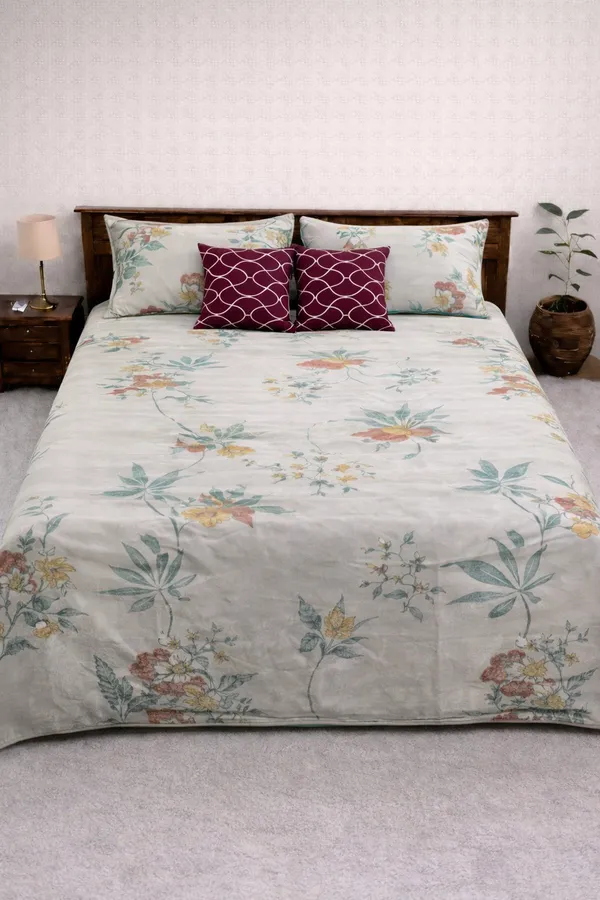 White_Cotton_5_Pc_Bedding_Set