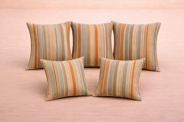 Multicolor_Cotton_Mj_Diwan_Bedsheet_Set_With_210_Thread_Count