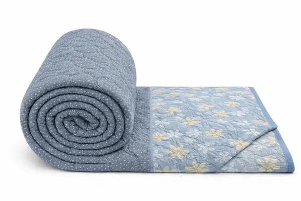 Blue_Cotton_Ac_Quilt_Ac_Quilt/Comforter_With_210_Thread_Count