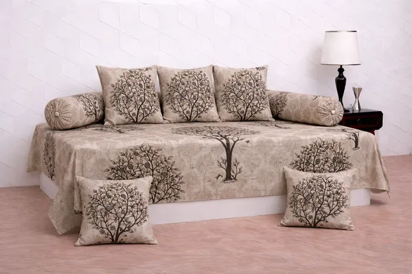 Multicolor_Cotton_Rotary_Diwan_Bedsheet_Set_With_180_Thread_Count
