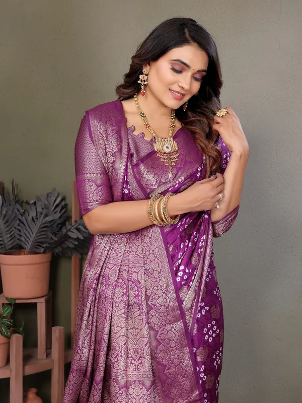 Purple_Silk_Blend_Saree_For_Women