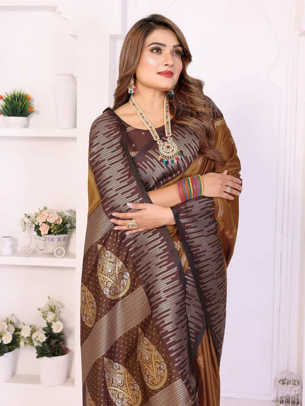 Brown_Silk_Blend_Saree_For_Women