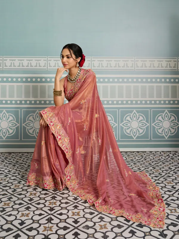 Peach_Chiffon_Saree_For_Women