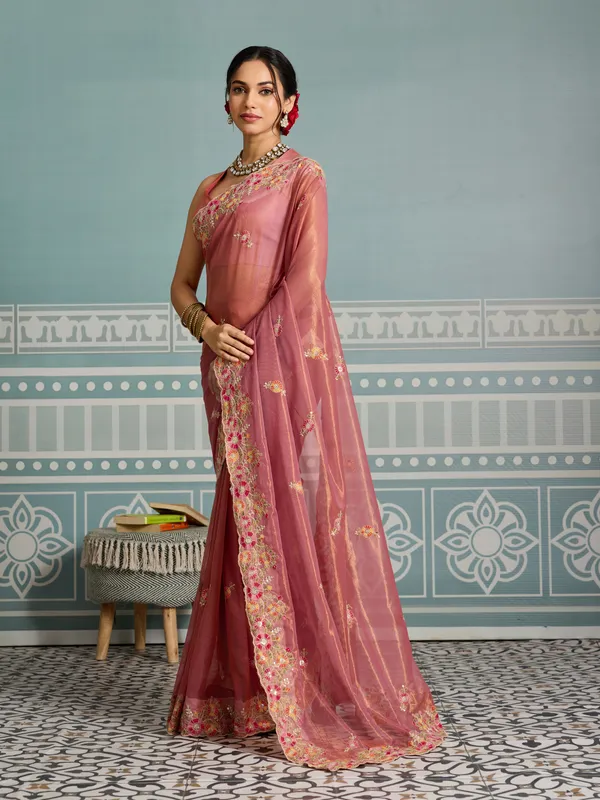 Peach_Chiffon_Saree_For_Women