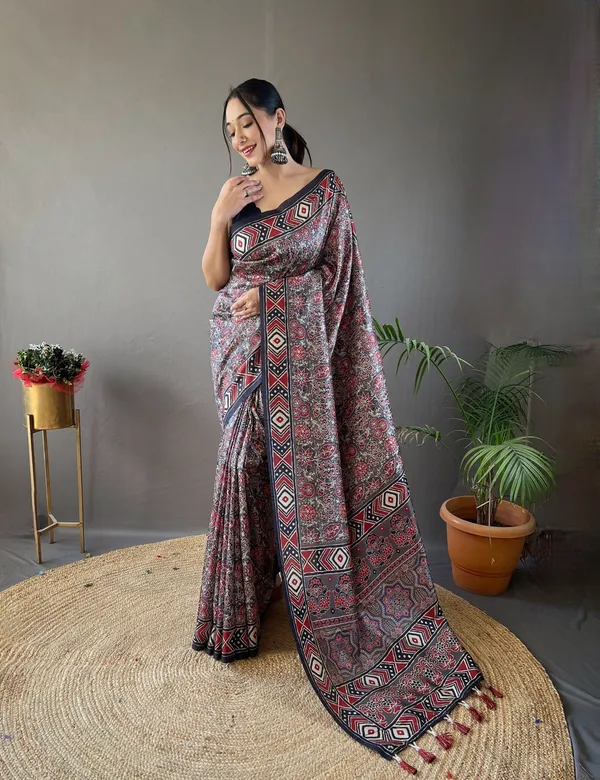 Grey_Art_Silk_Saree_For_Women