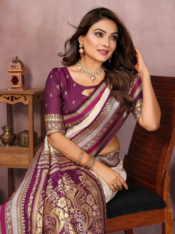 Off_White_Art_Silk_Saree_For_Women