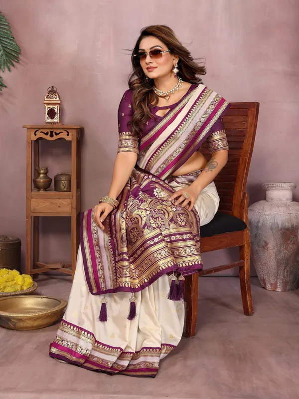 Off_White_Art_Silk_Saree_For_Women