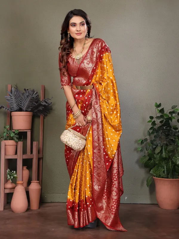 Yellow_Silk_Blend_Saree_For_Women