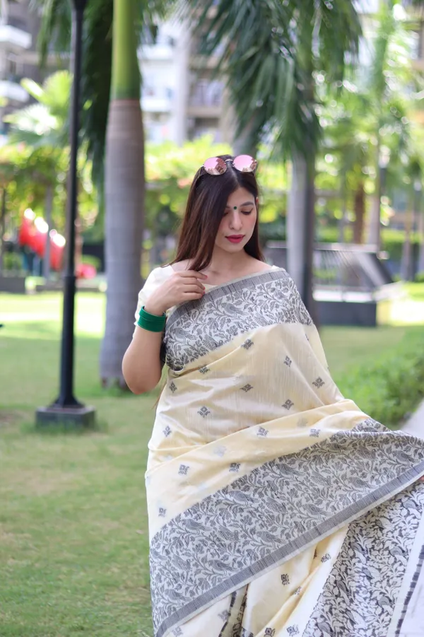 Cream_Silk_Blend_Saree_For_Women