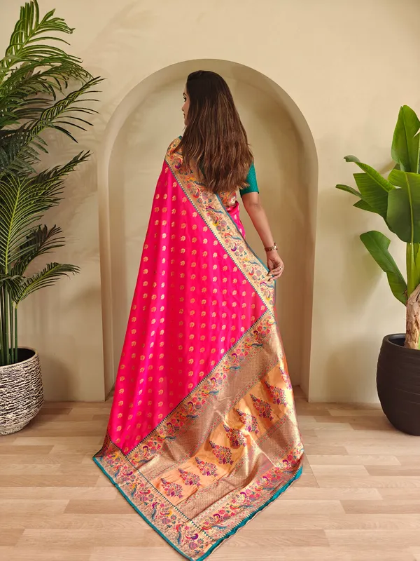 Fuchsia_Art_Silk_Saree_For_Women