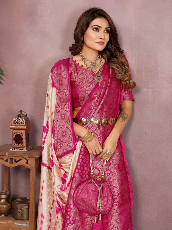 Pink_Art_Silk_Saree_For_Women