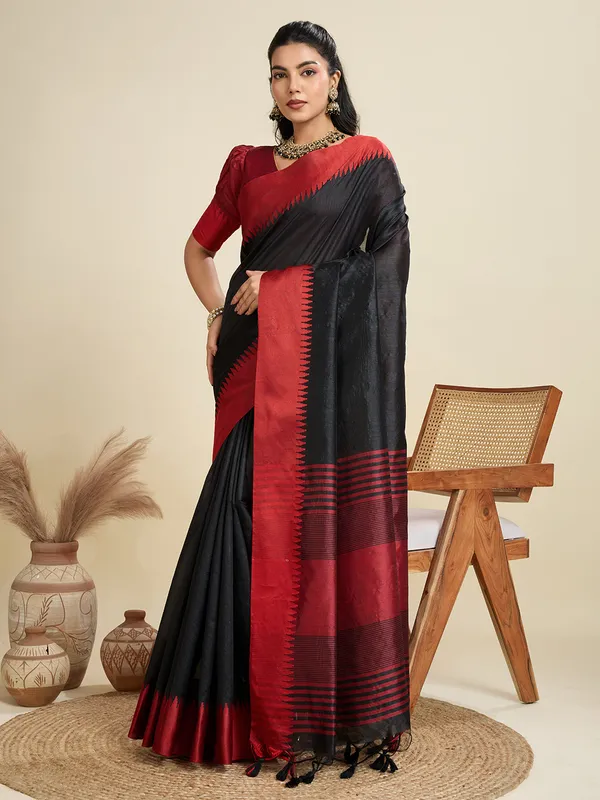 Black_Silk_Blend_Saree_For_Women