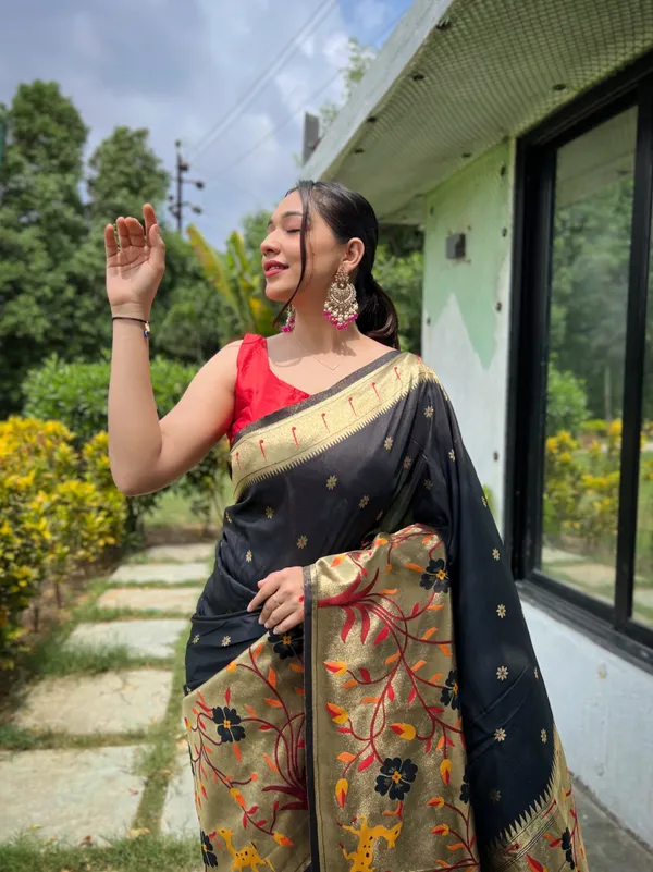 Black_Art_Silk_Saree_For_Women