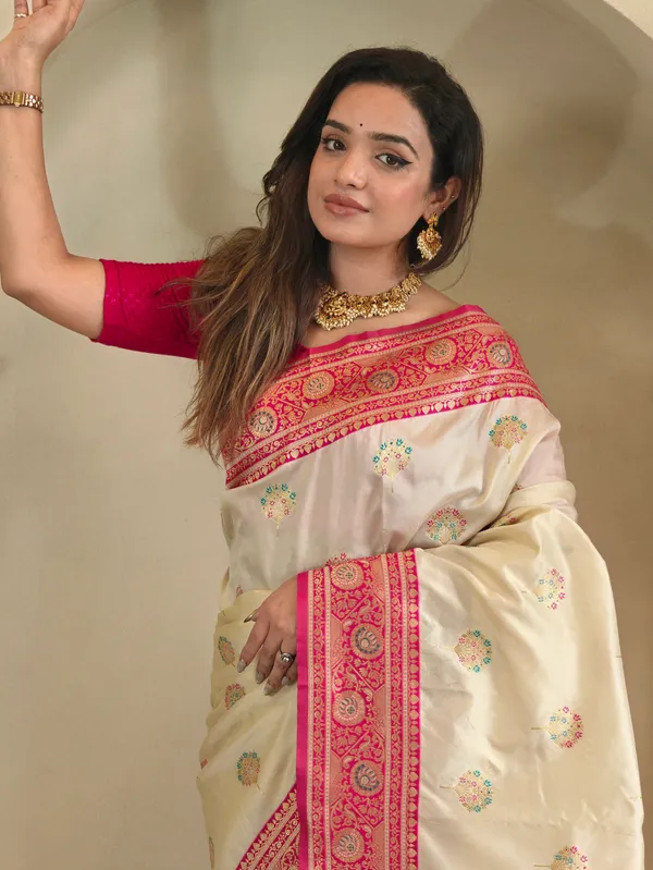 Off_White_Art_Silk_Saree_For_Women