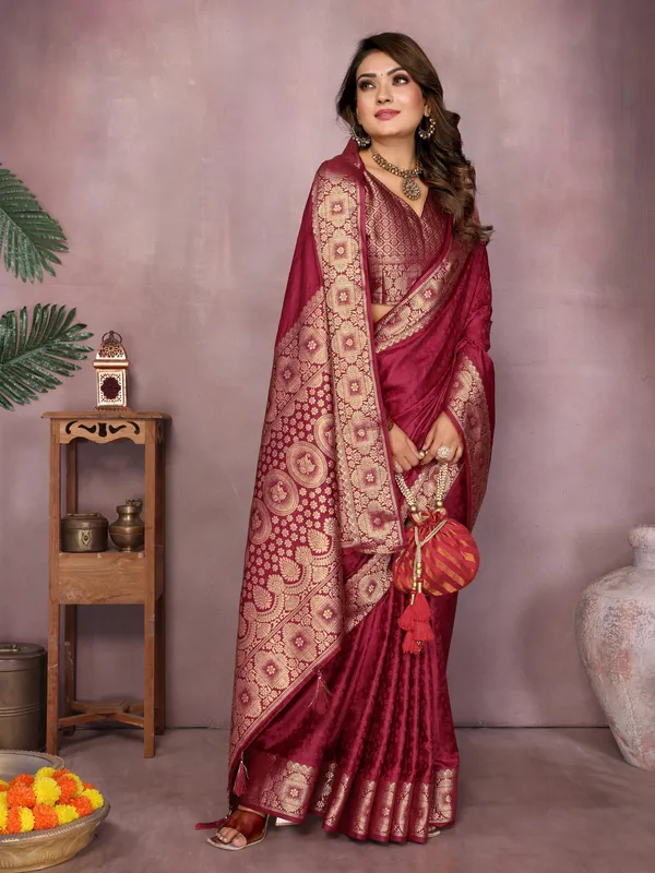Maroon_Art_Silk_Saree_For_Women