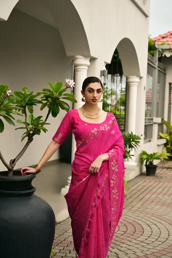 Pink_Jute_Silk_Saree_For_Women