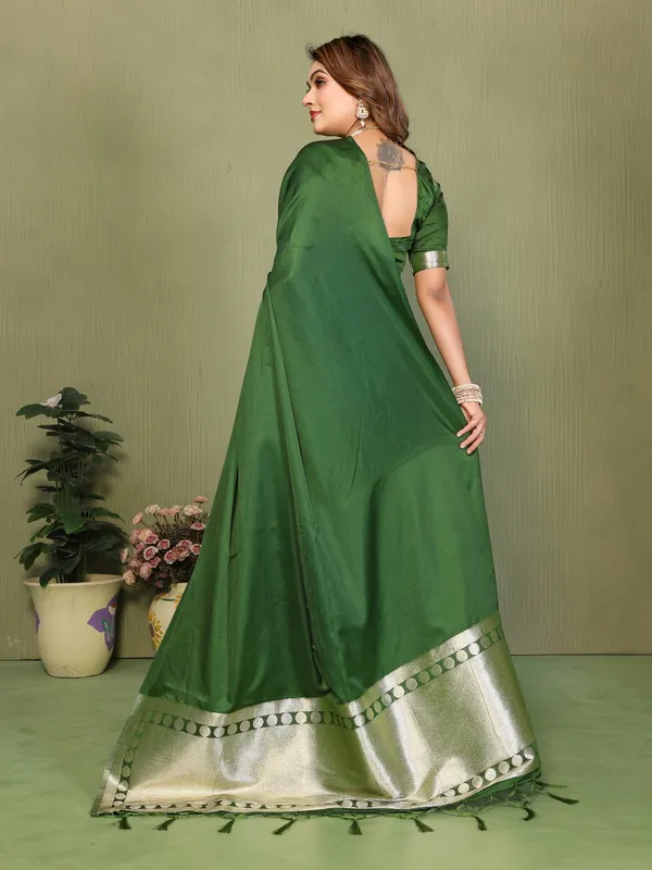 Green_Satin_Saree_For_Women
