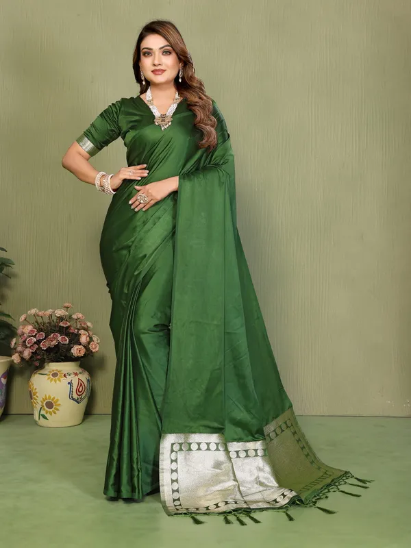 Green_Satin_Saree_For_Women