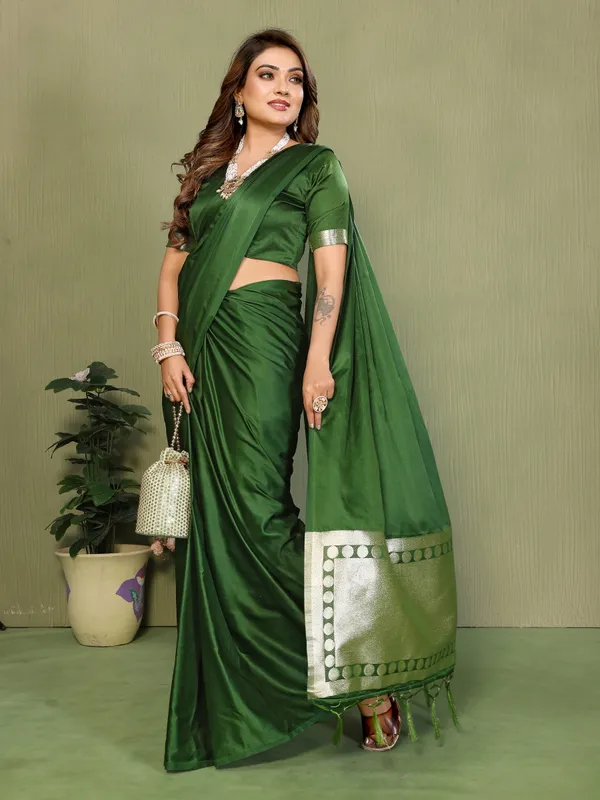 Green_Satin_Saree_For_Women