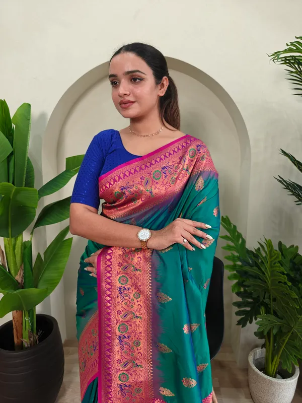Green_And_Pink_Art_Silk_Saree_For_Women