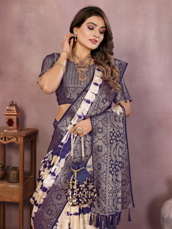 Off_White_Art_Silk_Saree_For_Women