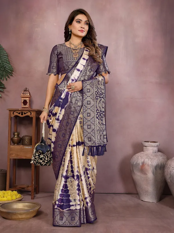 Off_White_Art_Silk_Saree_For_Women