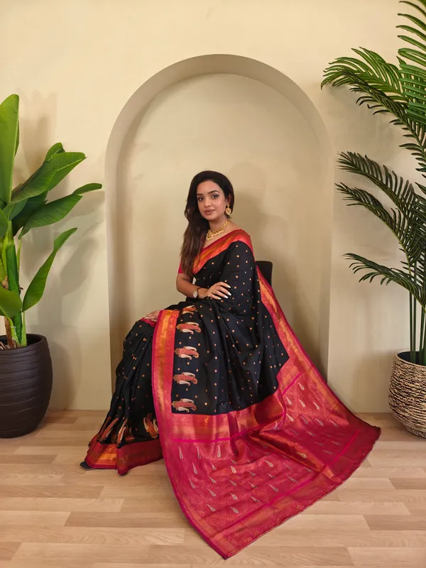 Black_Art_Silk_Saree_For_Women