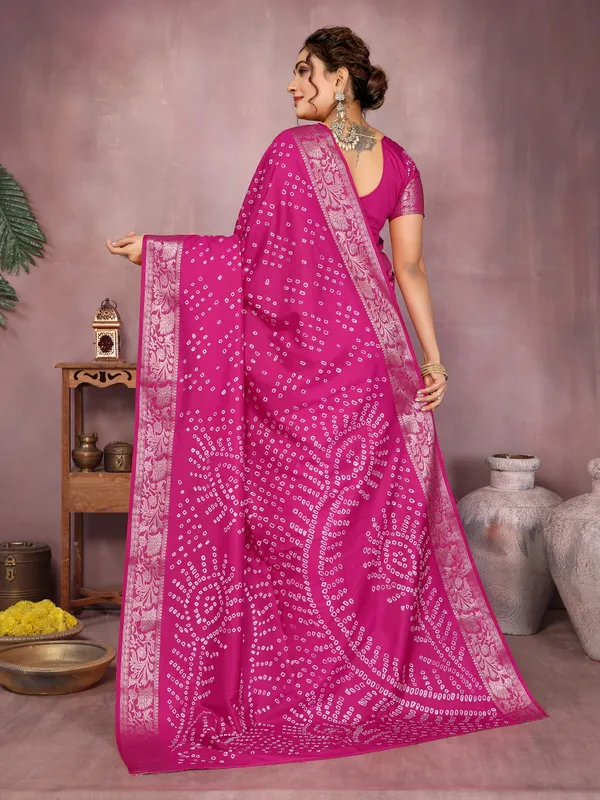 Fuchsia_Silk_Blend_Saree_For_Women