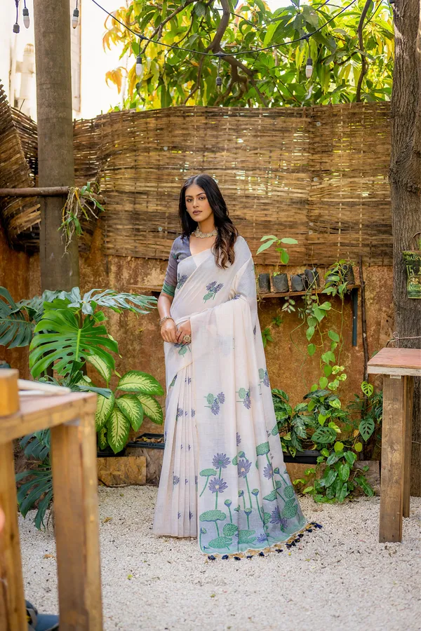 Off_White_Pure_Cotton_Saree_For_Women