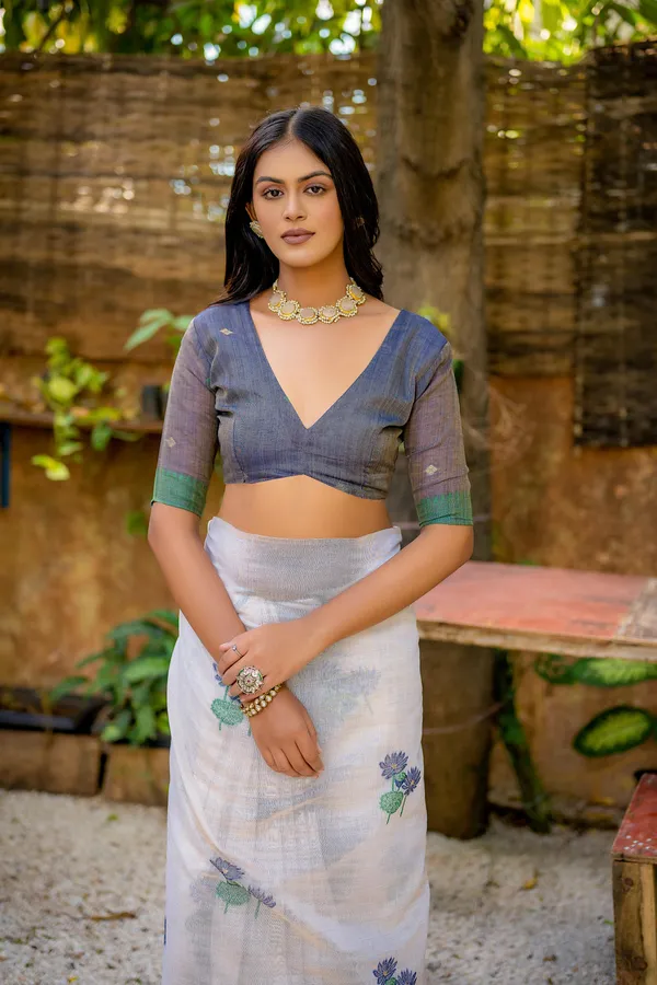 Off_White_Pure_Cotton_Saree_For_Women