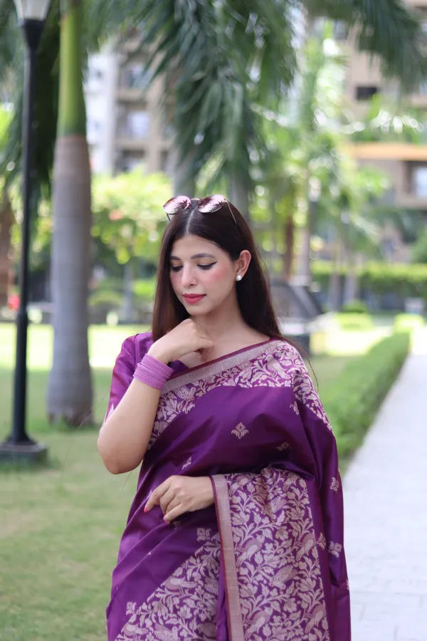 Violet_Silk_Blend_Saree_For_Women