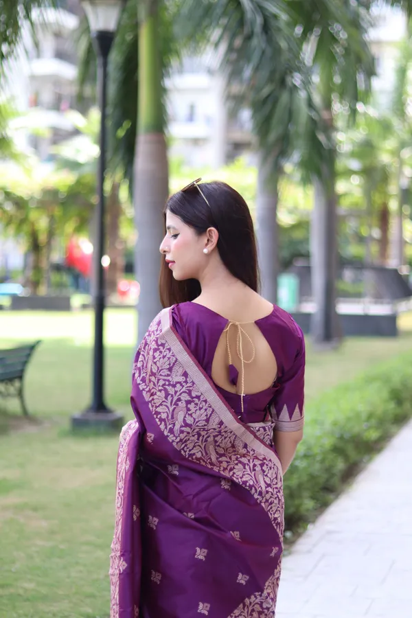 Violet_Silk_Blend_Saree_For_Women