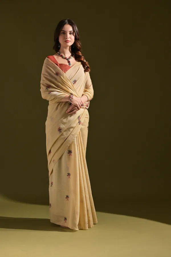Beige_Pure_Cotton_Saree_For_Women