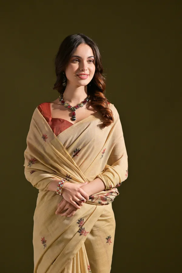 Beige_Pure_Cotton_Saree_For_Women