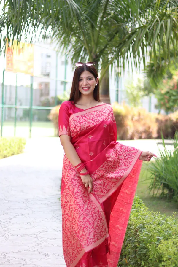 Pink_Silk_Blend_Saree_For_Women