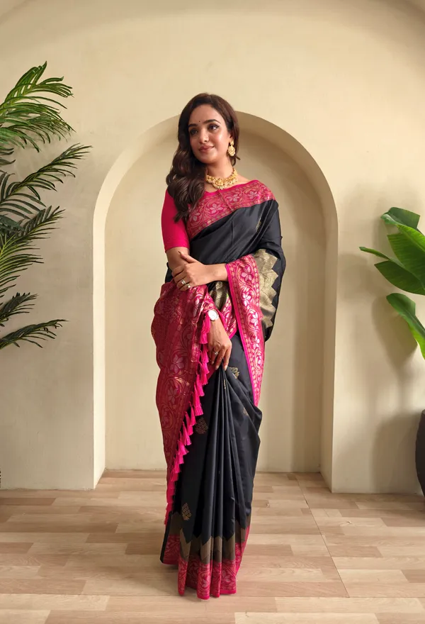 Green_Art_Silk_Saree_For_Women