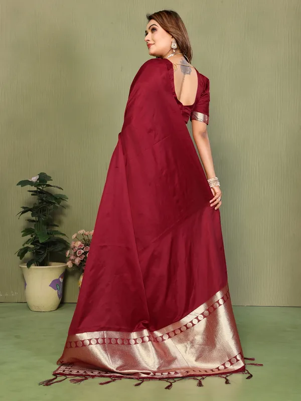 Maroon_Satin_Saree_For_Women