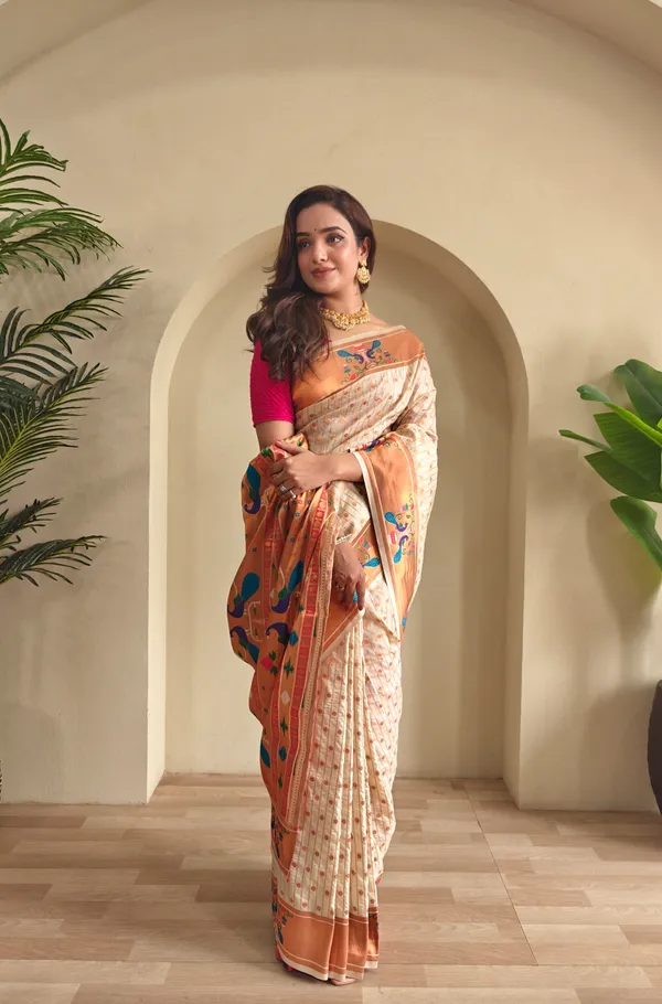 Off_White_Art_Silk_Saree_For_Women