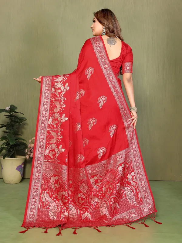 Red_Satin_Saree_For_Women