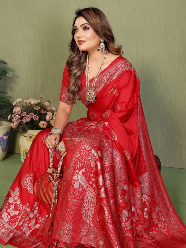 Red_Satin_Saree_For_Women
