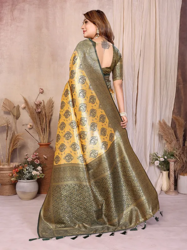 Pink_Tissue_Saree_For_Women