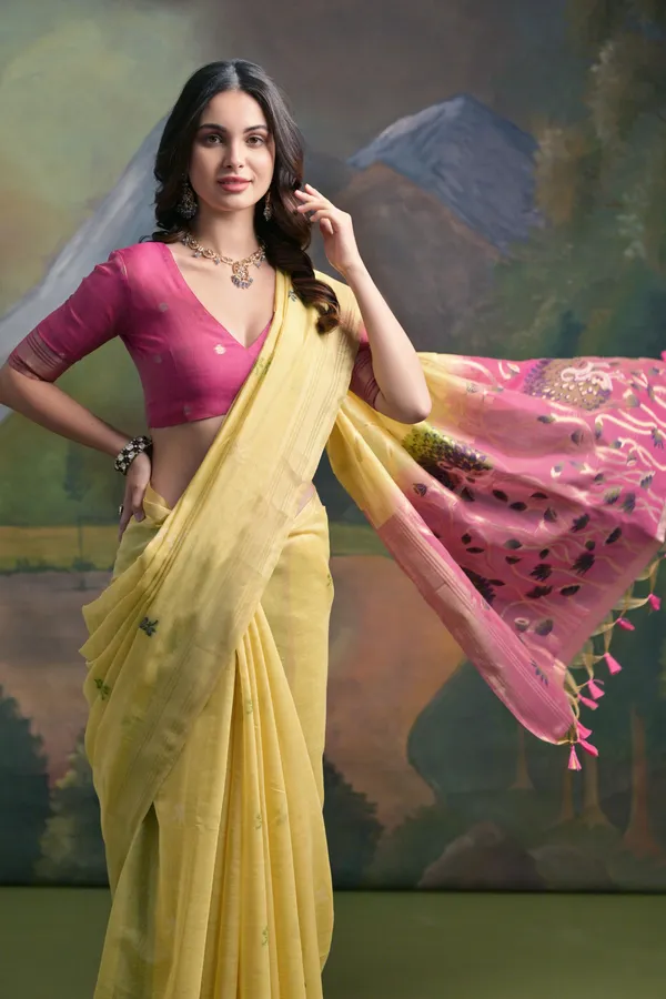Yellow_Muga_Pure_Cotton_Saree_For_Women