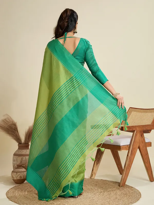 Green_Silk_Blend_Saree_For_Women