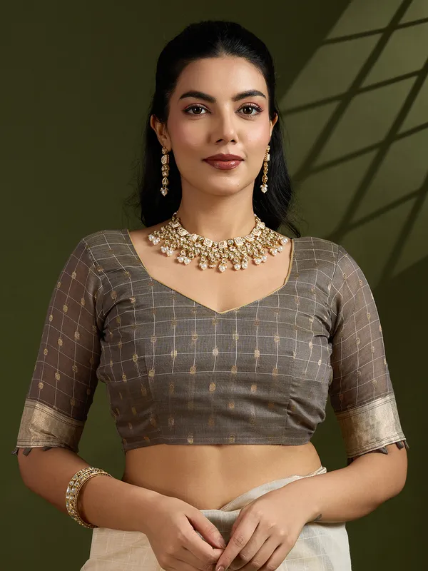 Off_White_And_Grey_Pure_Cotton_Saree_For_Women
