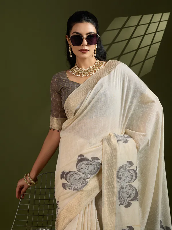 Off_White_And_Grey_Pure_Cotton_Saree_For_Women